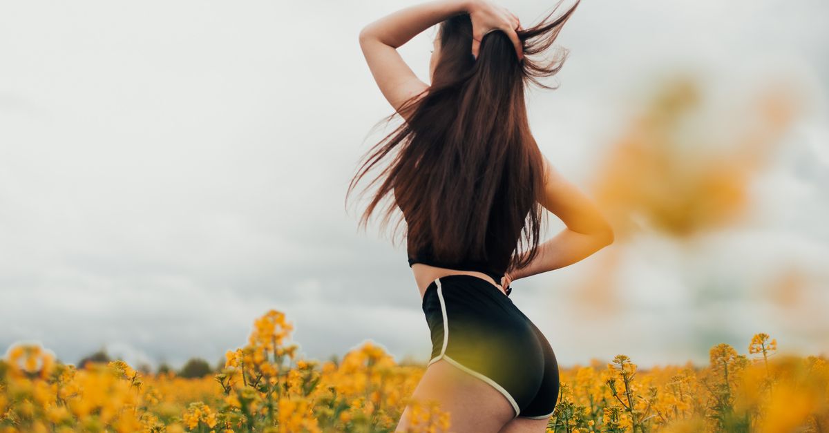 Long healthy hair, the result of a long anagen phase of hair growth